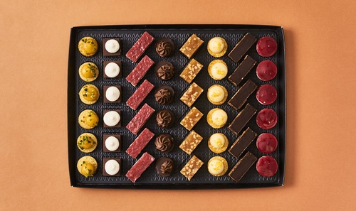 C74 - Mignardises parisiennes C74 - Mignardises parisiennes