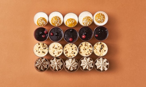C76 - Assortiment de 4 verrines 18 pièces